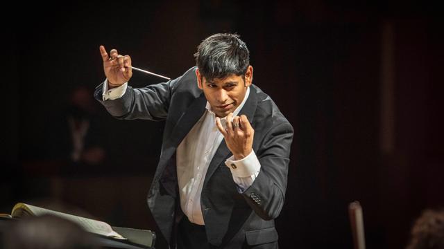 Foto des Dirigenten Alpesh Chauhan
